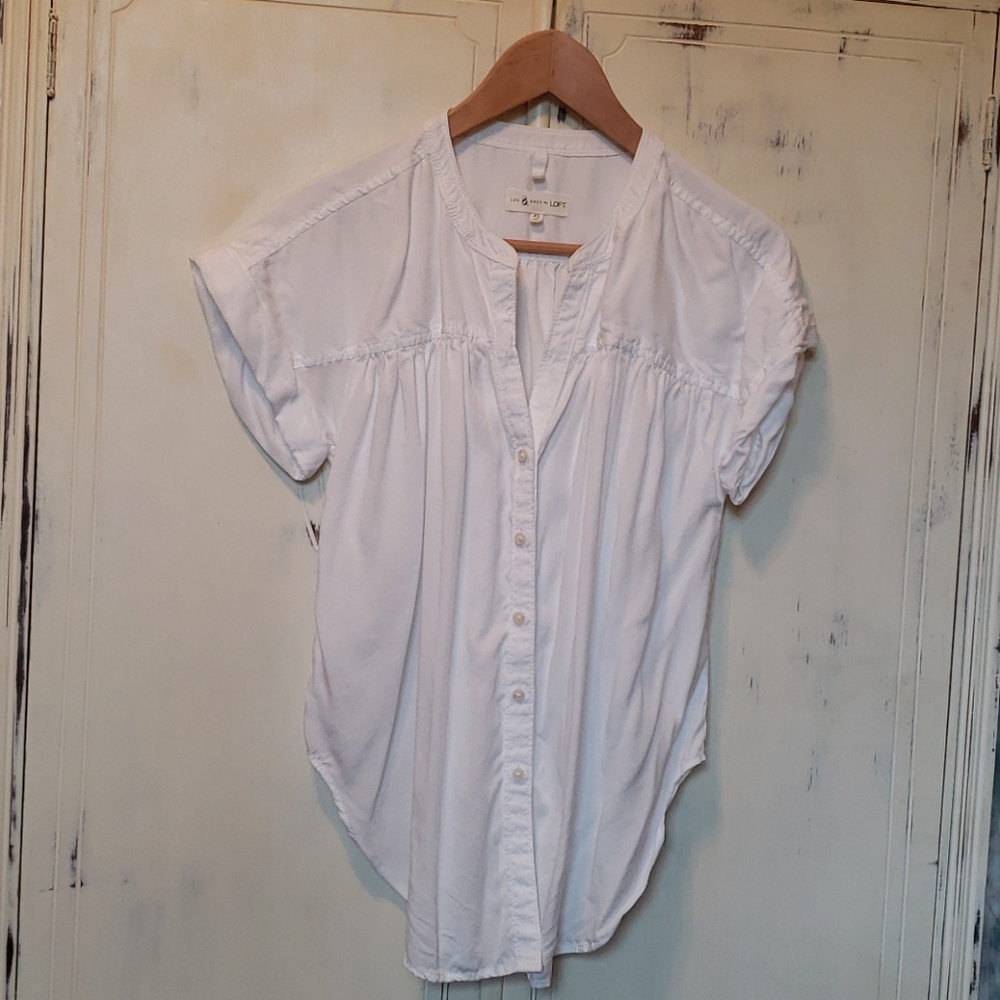 Lou & Grey Loft short sleeve botton down shirt